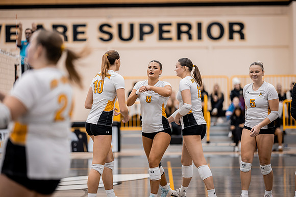 UWS VB vs CROWN-83