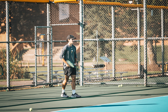 Tennis vs STO-140