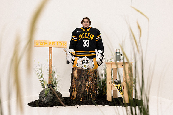 CMHKY Set Photos-6