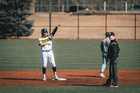 UWS BSB vs CAR DH-1-102