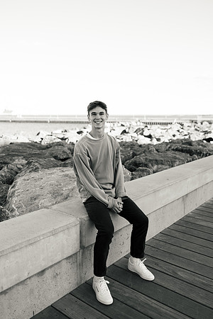Oscar Senior Shoot-1-70