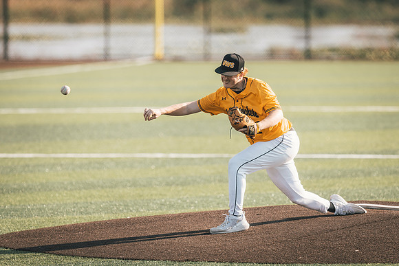UWS BSB vs Loras-1-224