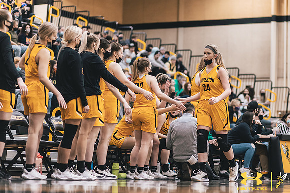 2022.01.29 UWS WBB vs. Northland WM64
