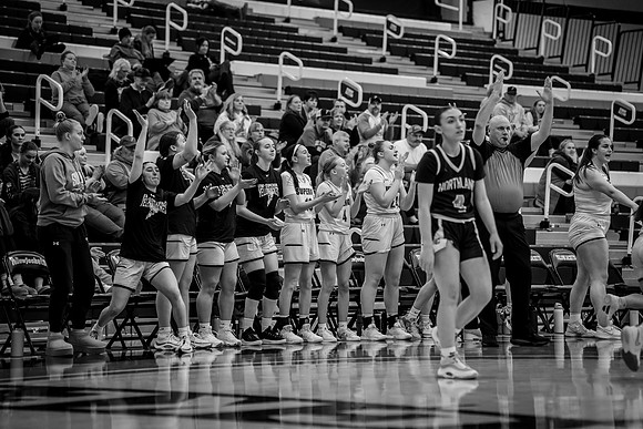 UWS WBB vs NC-1-62