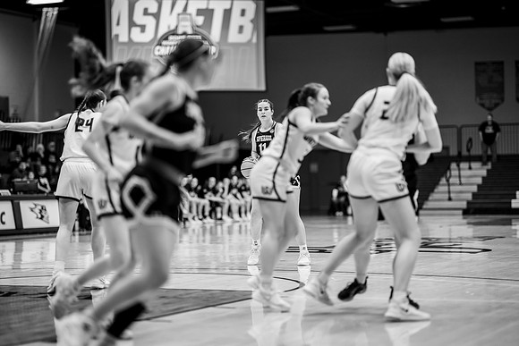 UWS WBB vs Whitman-1-80