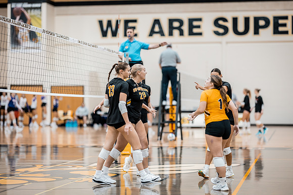 UWS VB vs. HU-1-28