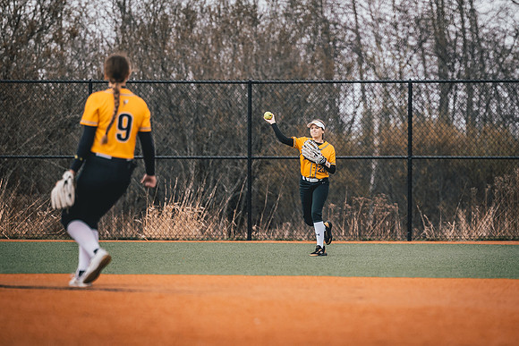 20240423_SoftballvsMartinLuther_Edits_Harry_-96