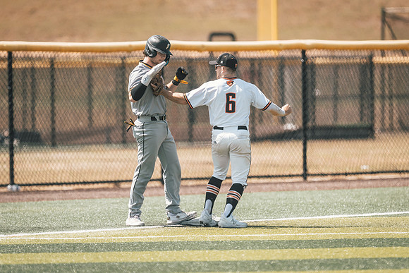 UWS BSB vs Greenville-1-91