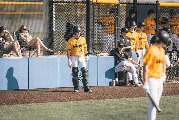 UWS BSB vs Loras-1-100