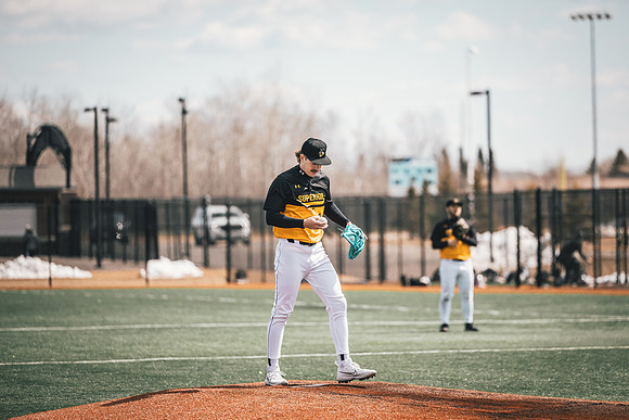 UWS BSB vs Crown D2 DH-1-61