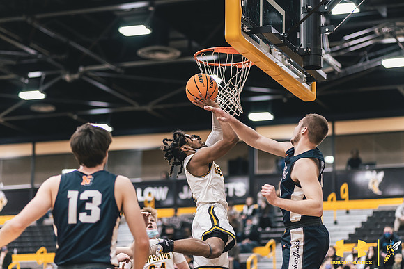 2022.01.29 UWS MBB vs. Northland WM101