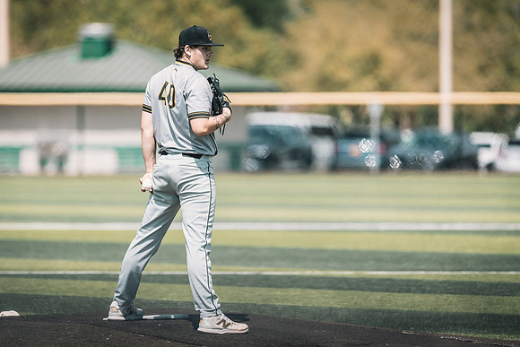 UWS BSB vs Greenville-1-222