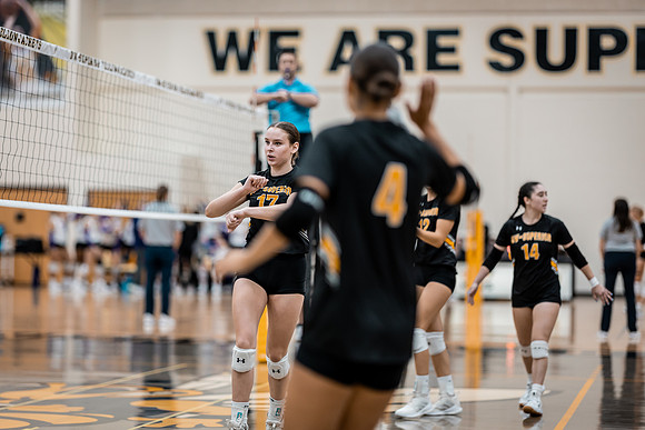 UWS VB vs. HU-1-23
