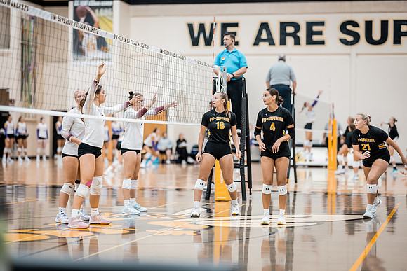 UWS VB vs. HU-1-30