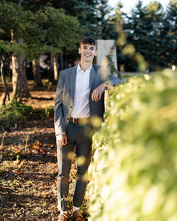 Oscar Senior Shoot-1-116