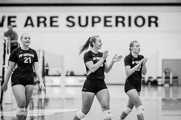 UWS VB vs. HU-1-53