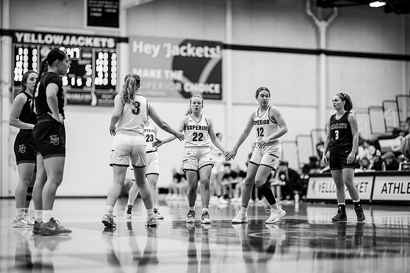 UWSWBBvsHUEdit-1-44