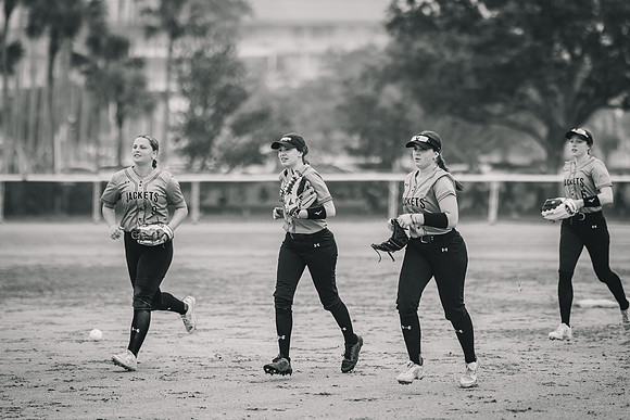 UWS SB vs Rockford-1-191
