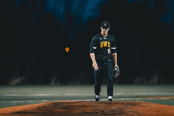 UWS BSB vs Crown -1-120