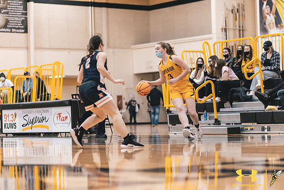 2022.01.29 UWS WBB vs. Northland WM86