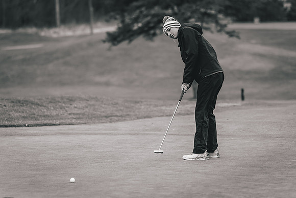 UWS GOLF vs CSS-1-118