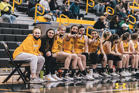 2022.01.29 UWS WBB vs. Northland WM88
