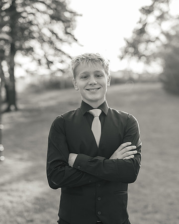 Torin Senior Shoot -1-66
