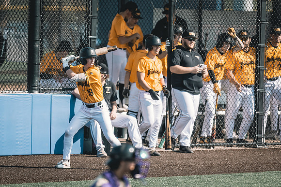 UWS BSB vs Loras-1-60
