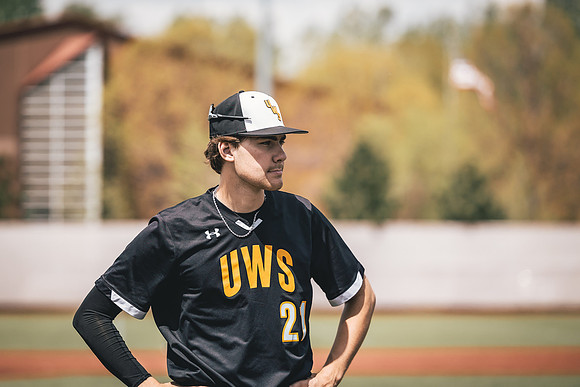 UWS Baseball vs UNW-1-36