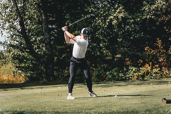 UWS GOLF EDIT-1-87