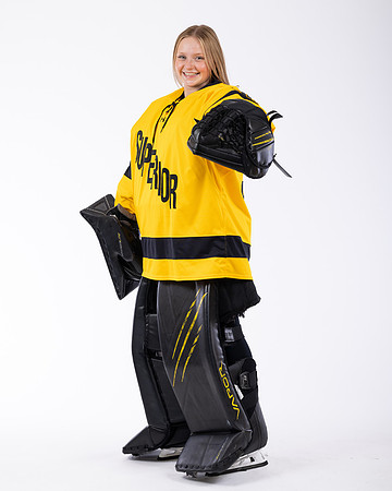 Abby Pajari Y 00012