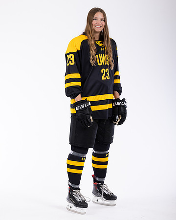 Aylie Dahl D 00004
