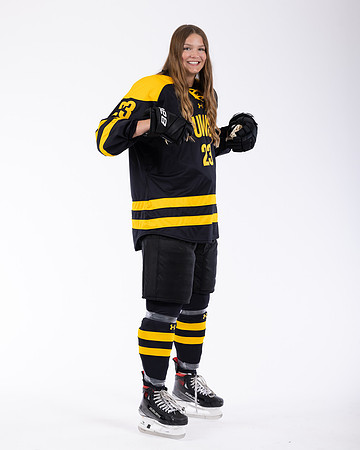 Aylie Dahl D 00006