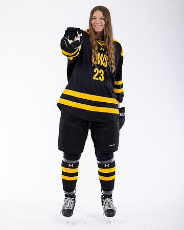 Aylie Dahl D 00009