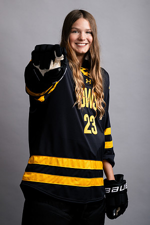 Aylie Dahl D 00015