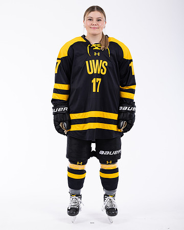 Brynn MacLean D 00002