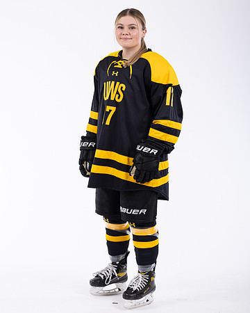 Brynn MacLean D 00004
