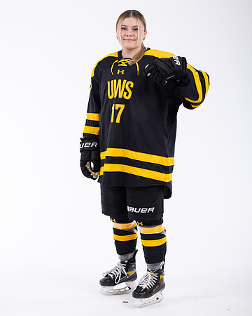 Brynn MacLean D 00005