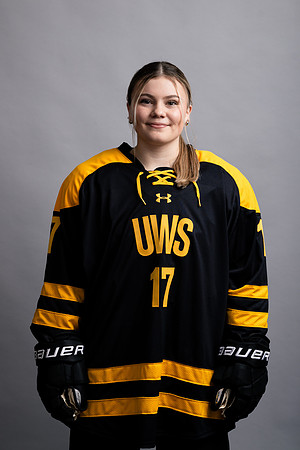 Brynn MacLean D 00011