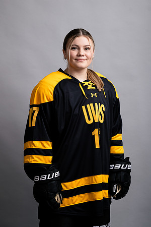 Brynn MacLean D 00013