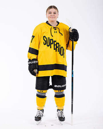 Brynn Maclean Y 00001