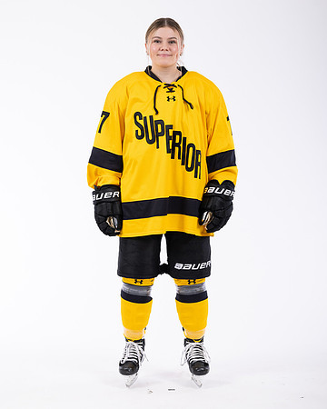 Brynn Maclean Y 00002