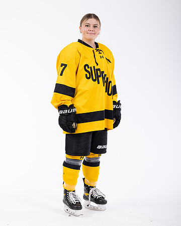 Brynn Maclean Y 00004