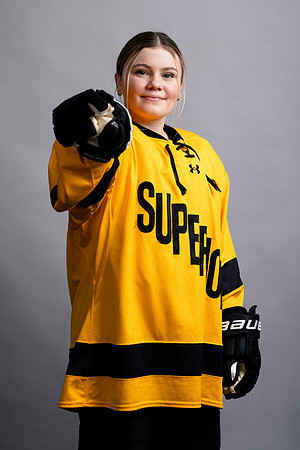 Brynn Maclean Y 00015