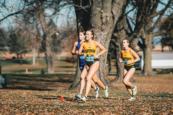 UWS XC CHAMP-1-144