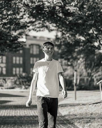 Oscar Senior Shoot-1-88