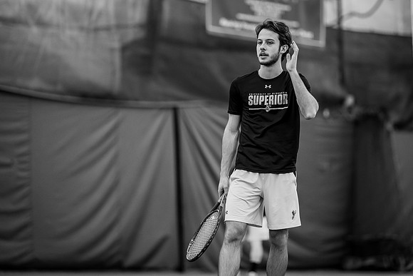 Tennis STO -1-140