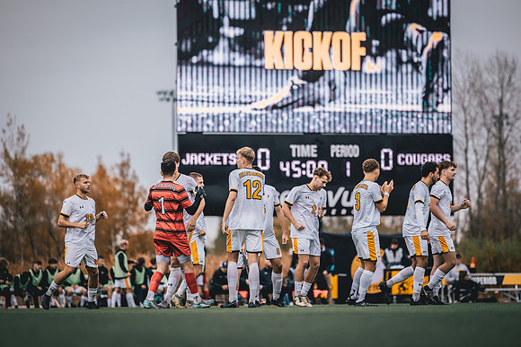 20241012_UWSMSOC-99