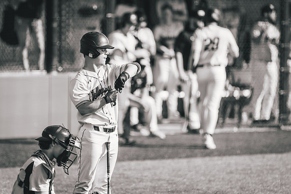UWS BSB vs Loras-1-85