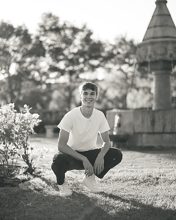 Oscar Senior Shoot-1-99